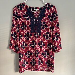 Jade Melody Tam Fushia & Navy-Blue Geometric Print Crochet Detailed Blouse 💖